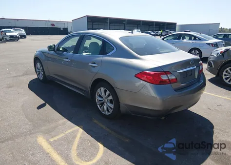 2011 Infiniti M56 z USA, uszkodzony, nr VIN JN1AY1AP8BM520279